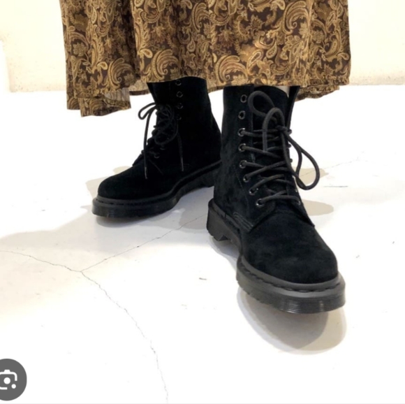 Dr. Martens 1460 Mono Soft Buck Boot Suede - Picture 1 of 15
